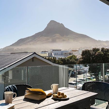 Beach Views -Camps Bay Village Kaapstad Buitenkant foto