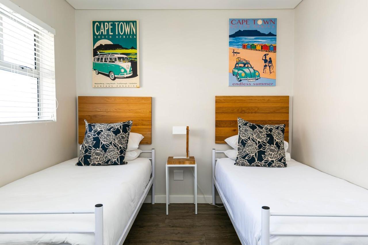 Beach Views -Camps Bay Village Kaapstad Buitenkant foto